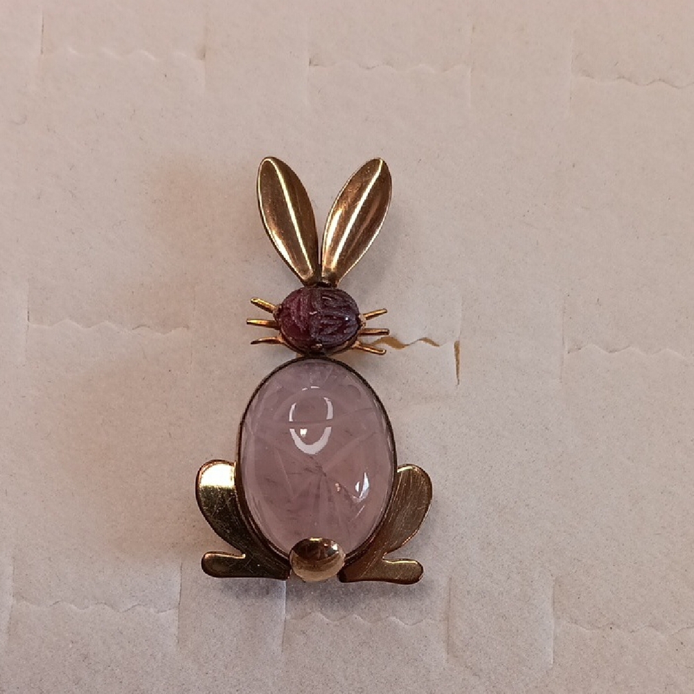 WRE 12 KT GF Jelly Belly Rabbit Brooch